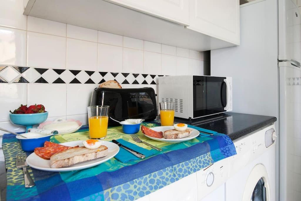 Charming 2 Bedroom Apartment Avenida Da Liberdade Lisbon Luaran gambar