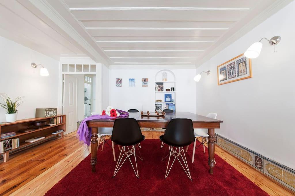 Charming 2 Bedroom Apartment Avenida Da Liberdade Lisbon Luaran gambar