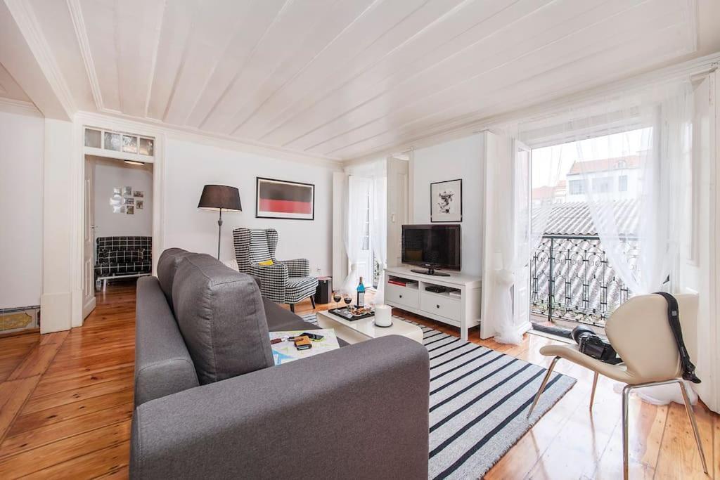 Charming 2 Bedroom Apartment Avenida Da Liberdade Lisbon Luaran gambar