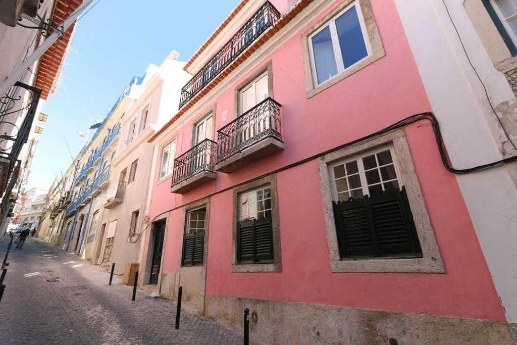 Charming 2 Bedroom Apartment Avenida Da Liberdade Lisbon Luaran gambar